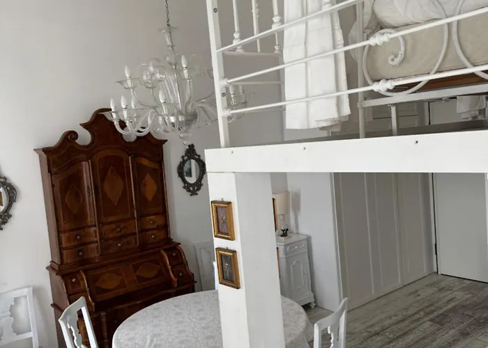 Maison مينتون